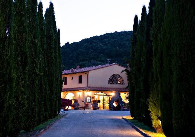 Hotel Casolare Le Terre Rosse Lobby