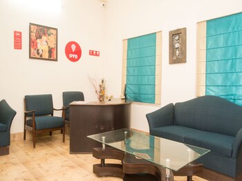 Oyo 6477 Guest Accomodation Fe 173 Lobby
