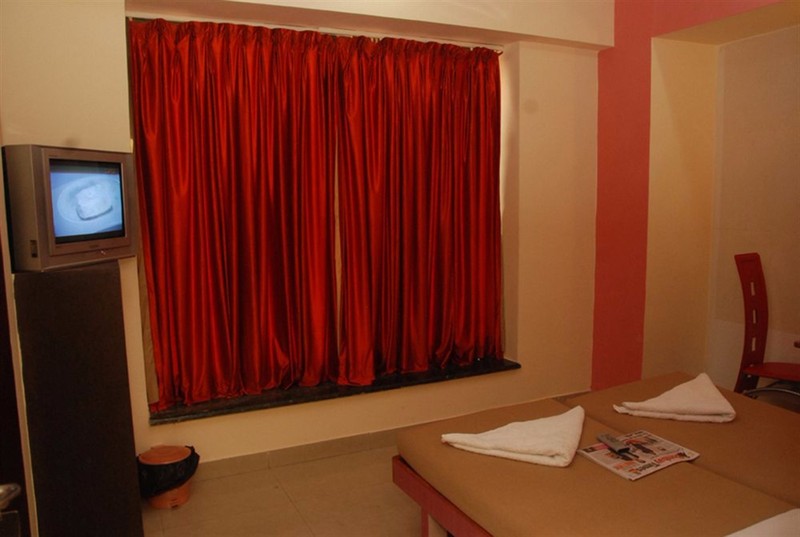 Hotel Airport Annex Room