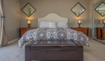 Luxurious 6br 7min To Las Vegas Strip Guestroom