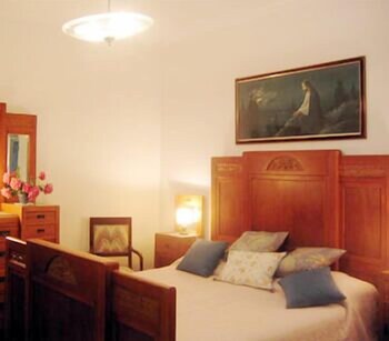 Li Spiri Bed & Breakfast Guestroom
