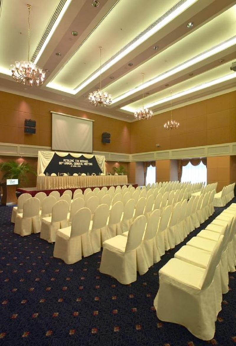 Royale Chulan The Curve Conferences