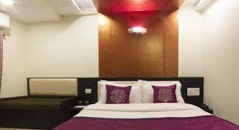 Hotel Accore Inn 