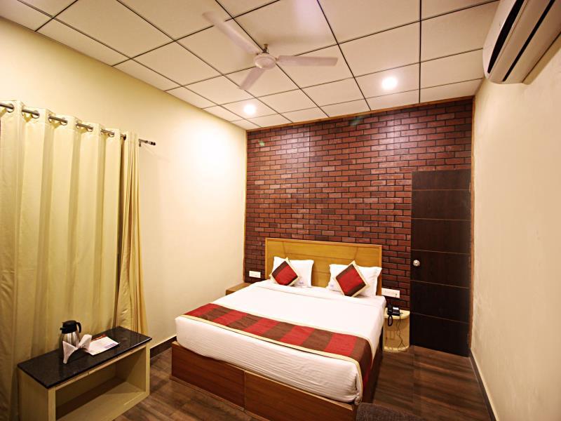 Ashoka Hotel 