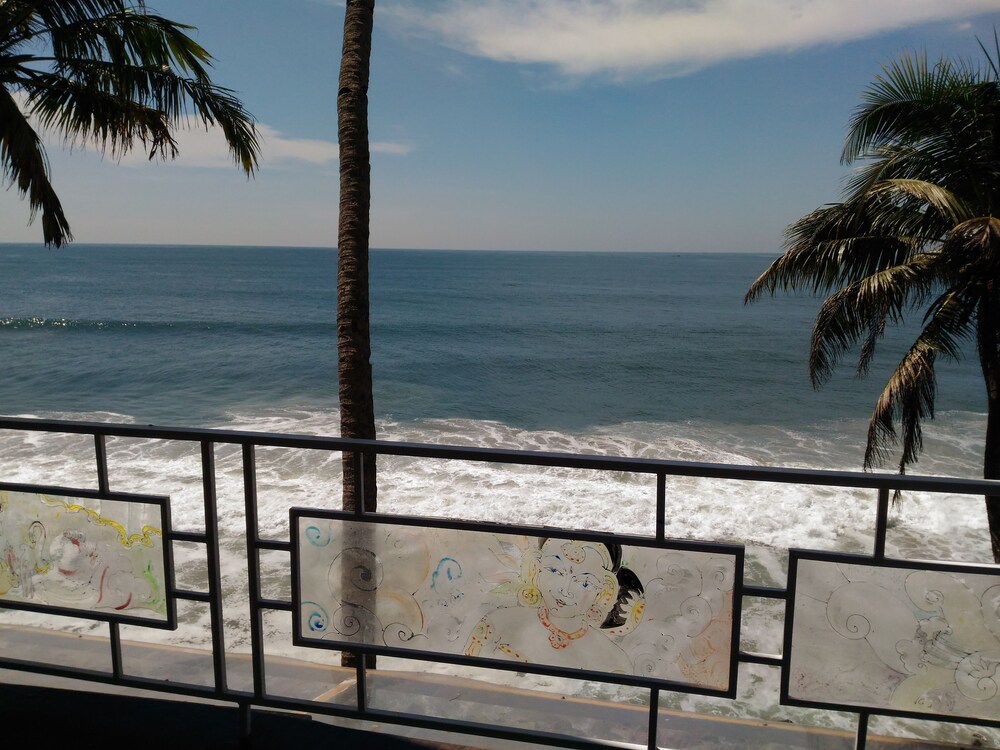 Black Beach Resort Miscellaneous