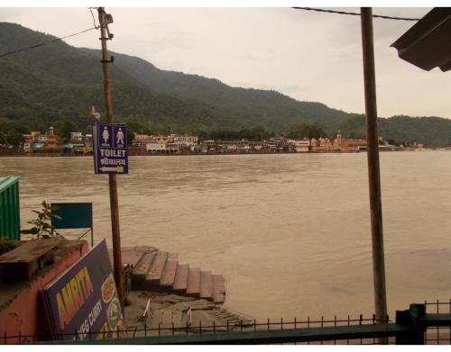 Dormitory At Ganga River 