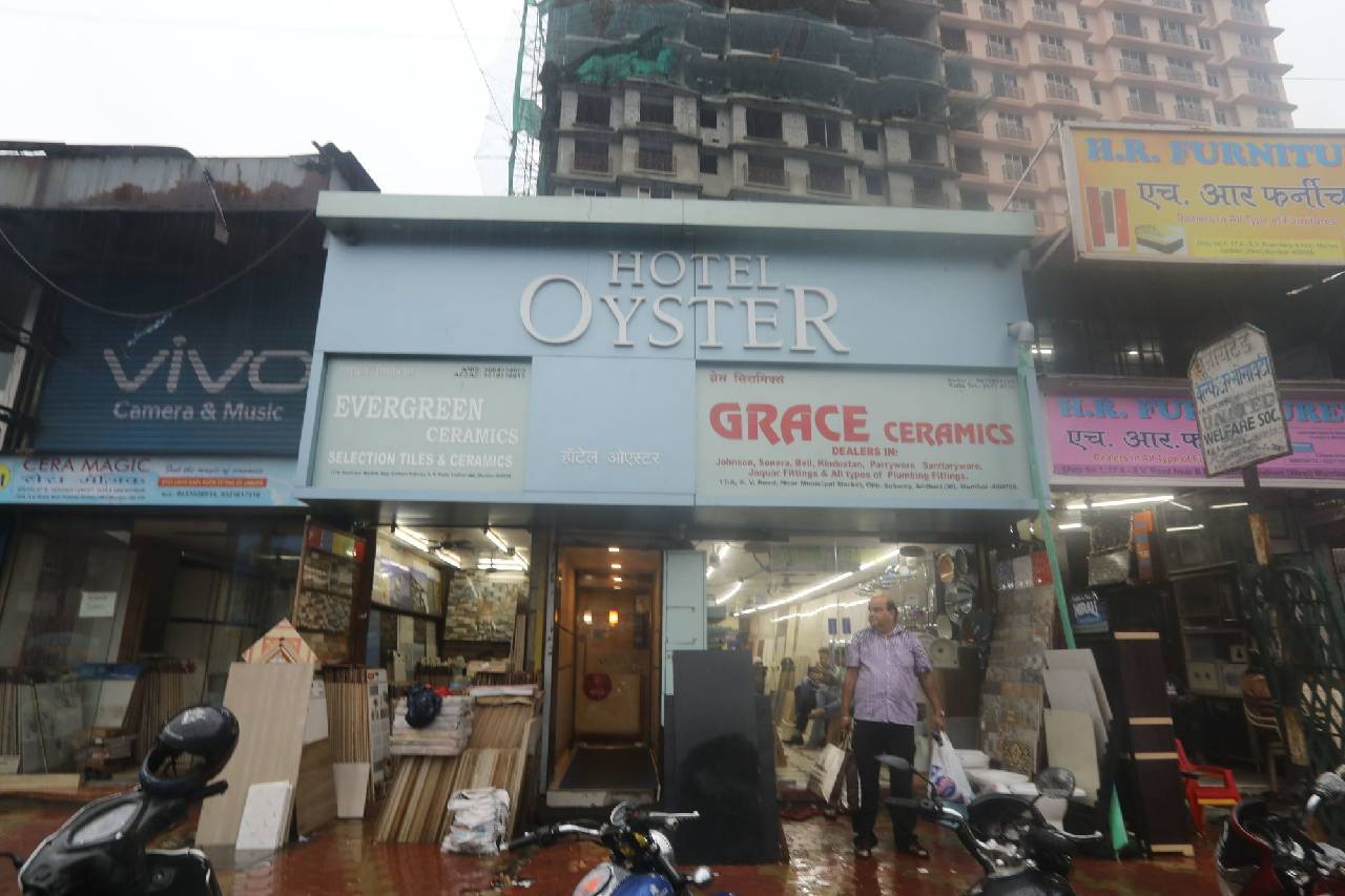 Oyo 4186 Hotel Oyster 