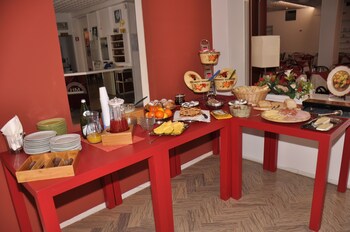 Hotel Morri Breakfast Area