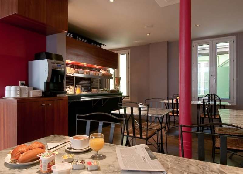 Hotel B Paris Boulogne (هتل ب پاریس بولوگن) Restaurant