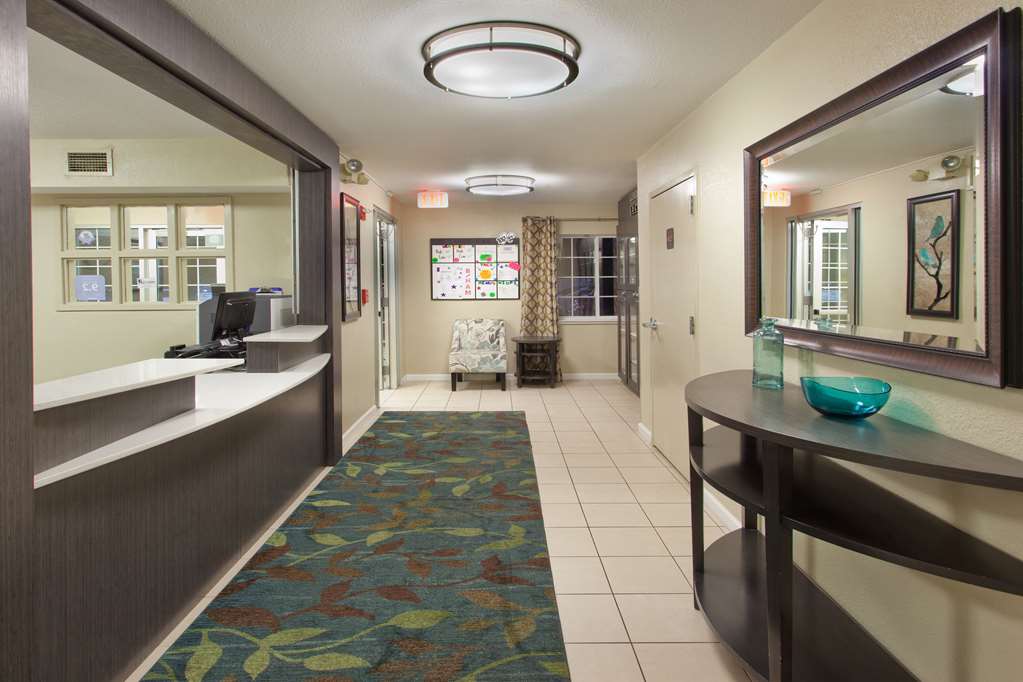 Sonesta Simply Suites Dallas Las Colinas - photo 2