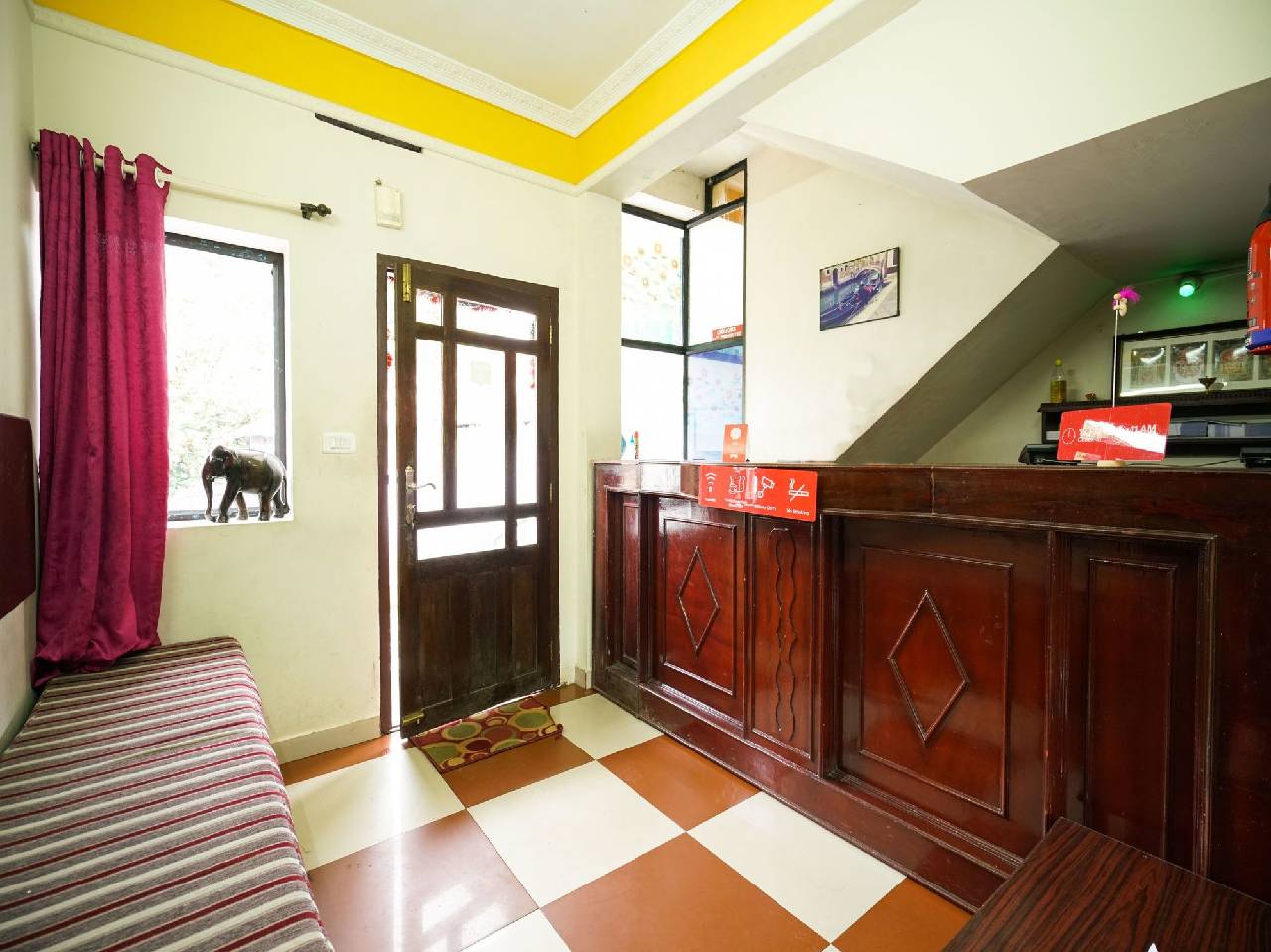 Oyo 15454 Ng Regency 