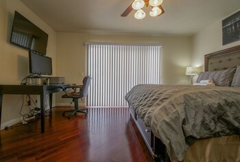 4br 9m To Vegas Strip With Spa (۴بر ۹م تو وگاس استریپ با اسپا) In-Room Amenity