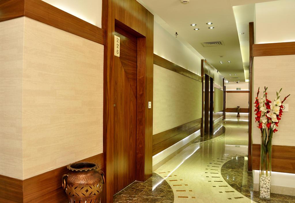 Niharika Hotel 