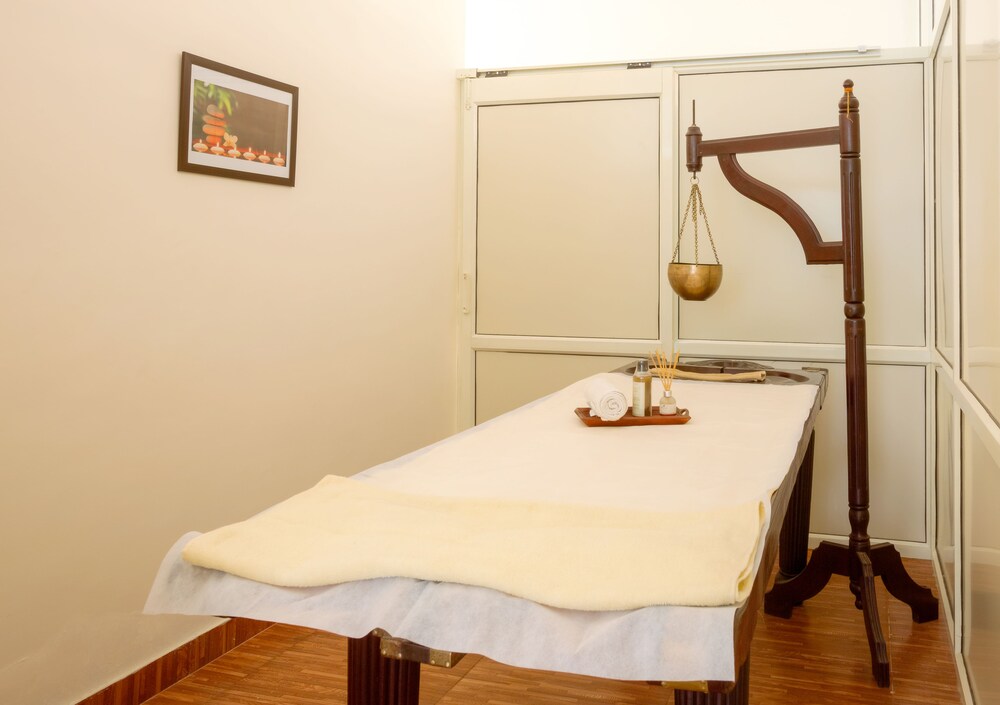 Treebo The Lily Treatment Room