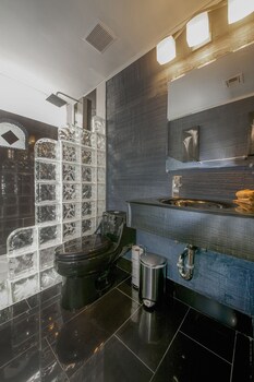 4br 9m To Vegas Strip With Spa (۴بر ۹م تو وگاس استریپ با اسپا) Bathroom