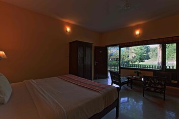 Corbett Riverside Resort 