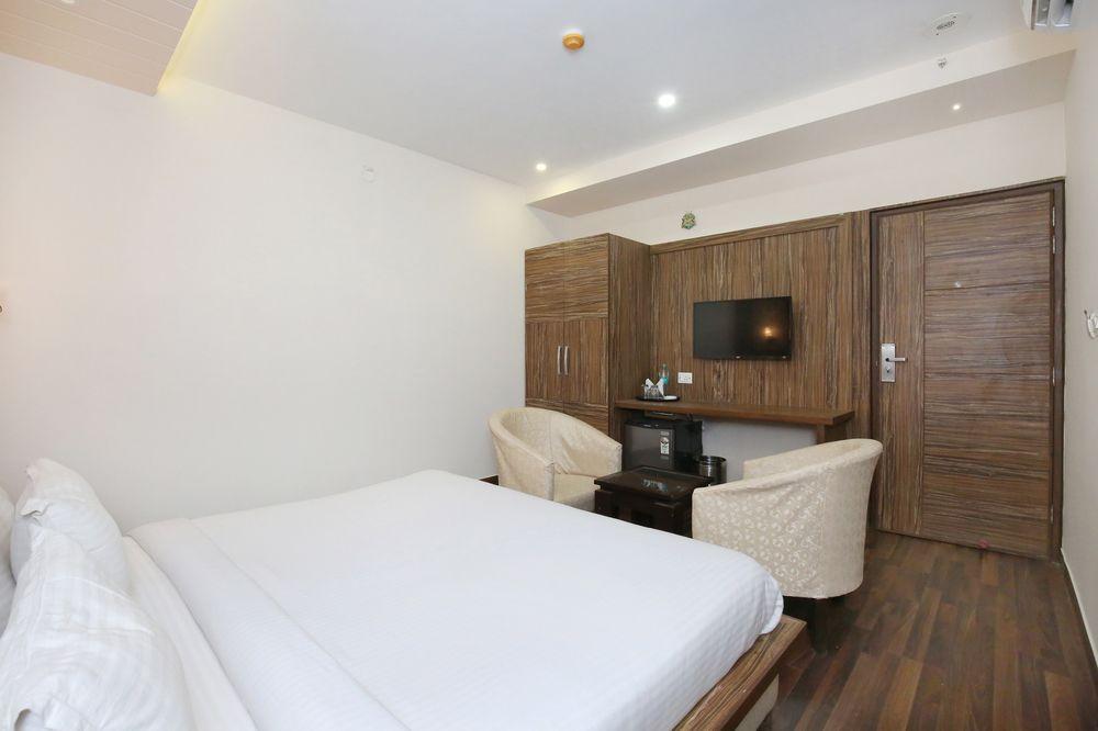 Oyo 8277 Tricity Relax Inn 