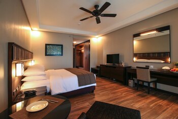 Two Seasons Coron Bayside Hotel (توو سیزنس كورون بیسید هتل) Guestroom
