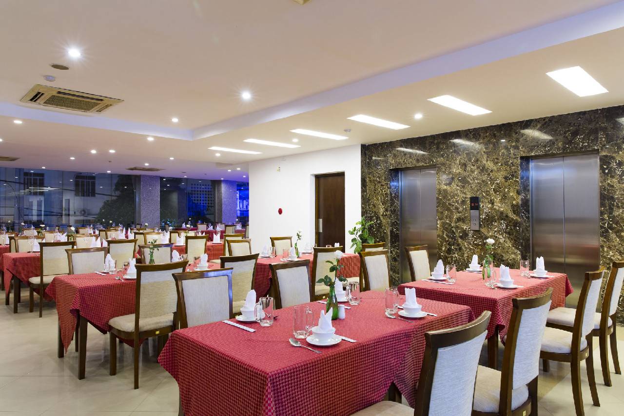 Starlet Hotel 