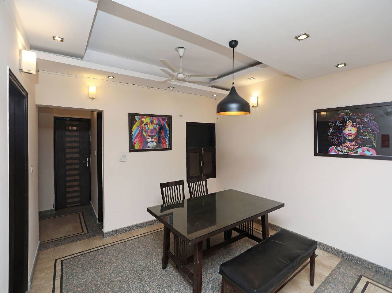 Oyo 11761 Whitepod Inn 