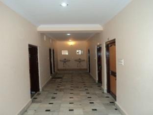Hotel Amit Mahal 