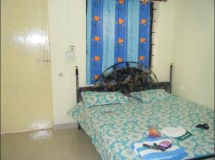 Om Sai Guest House 