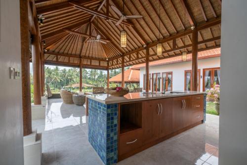 Tunjung Putih Villa 