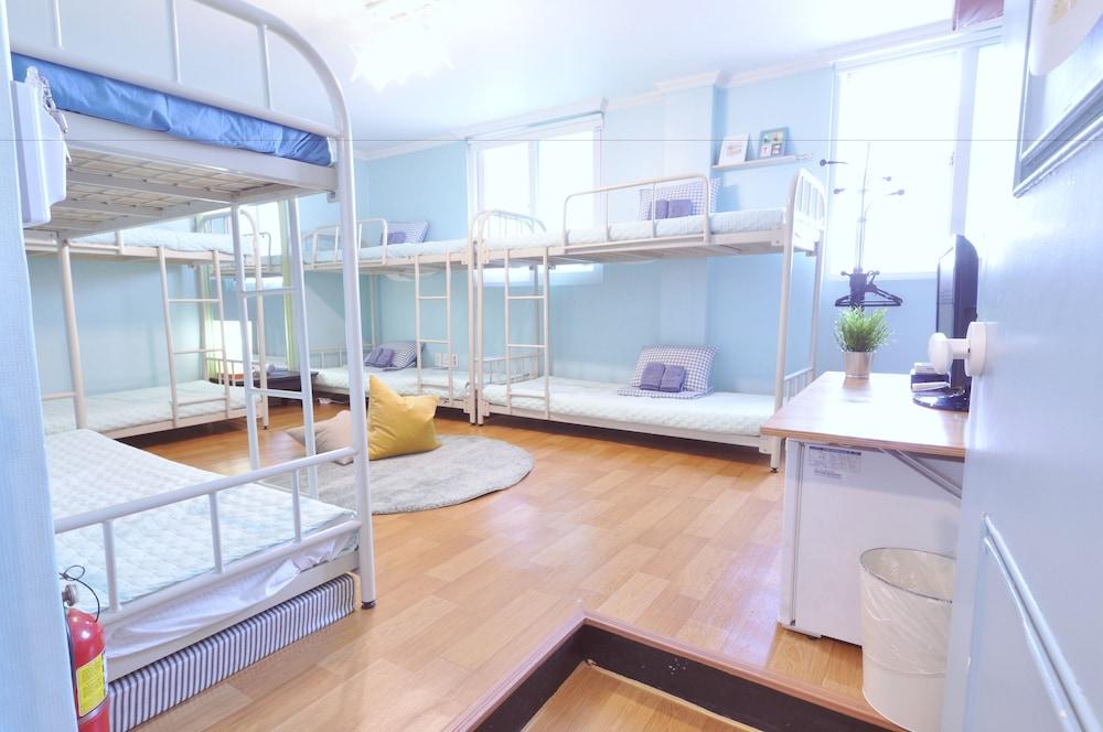 Dalkom Guest House 