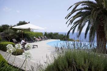 Hotel Ravesi Outdoor Pool