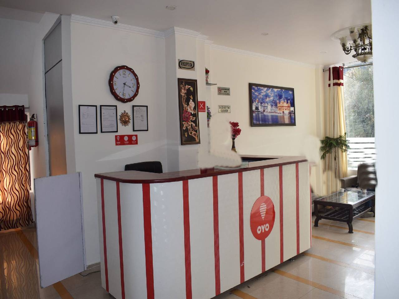 Oyo 10322 Hotel Raja Palace 