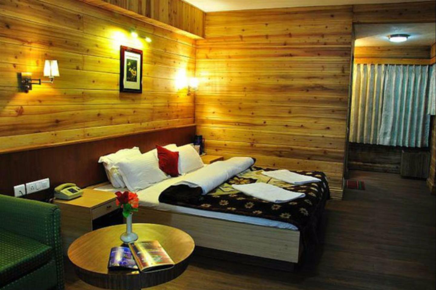 Jagjeet Hotel 