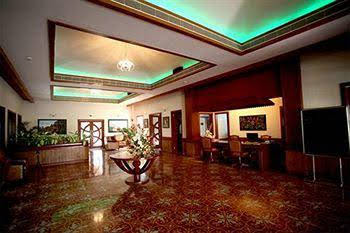 Leonia Holistic Destination 