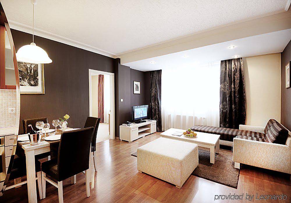 Apartment House Sofia (آپارتمان هاوس سوفیا) 