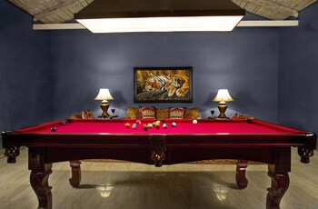 Corbett Riverside Resort Billiards