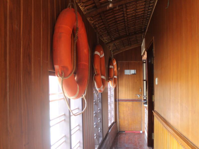 Backwater Retreat Houseboat Alleppey 