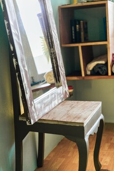 Bedspace Beach Guestroom