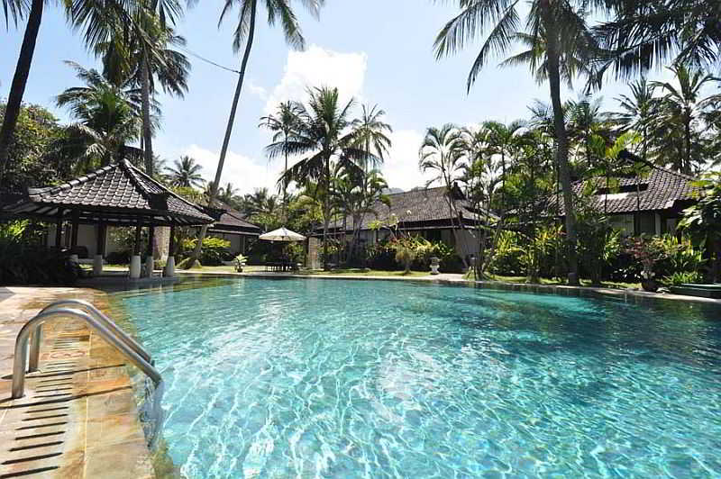 Candi Beach Resort & Spa Pool