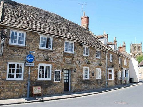 The Britannia Inn Hotel 