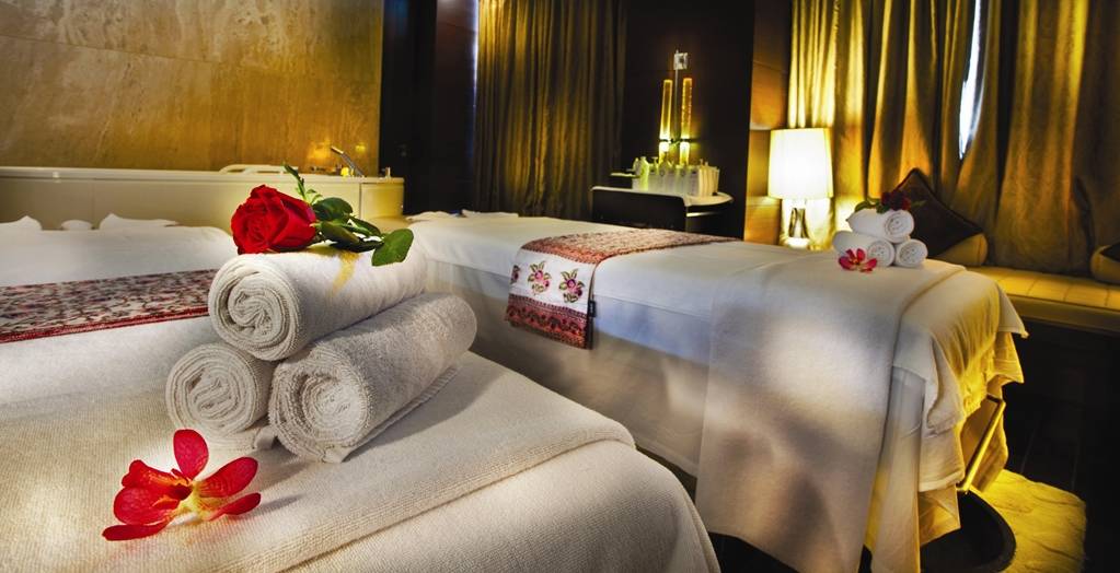 The Leela Ambience Gurgaon Hotel & Residences Couples Treatment Room