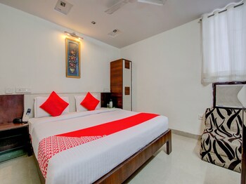 Oyo 3465 Hotel Pearl Guestroom