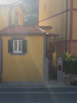A Casa Di Ilaria Hotel Front