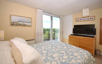 6 Avocet Quay Emsworth 30577 Guestroom