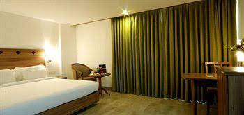 Leonia Holistic Destination 