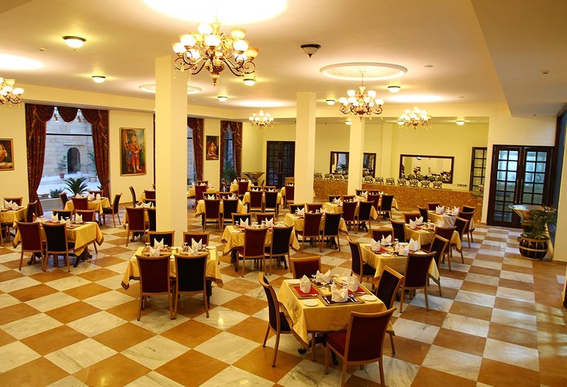 Brys Fort Hotel 