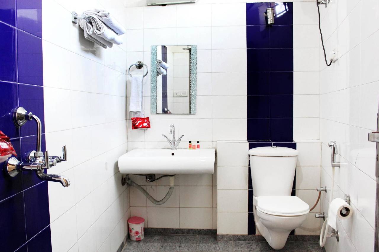 Oyo Rooms Nangli Circle 