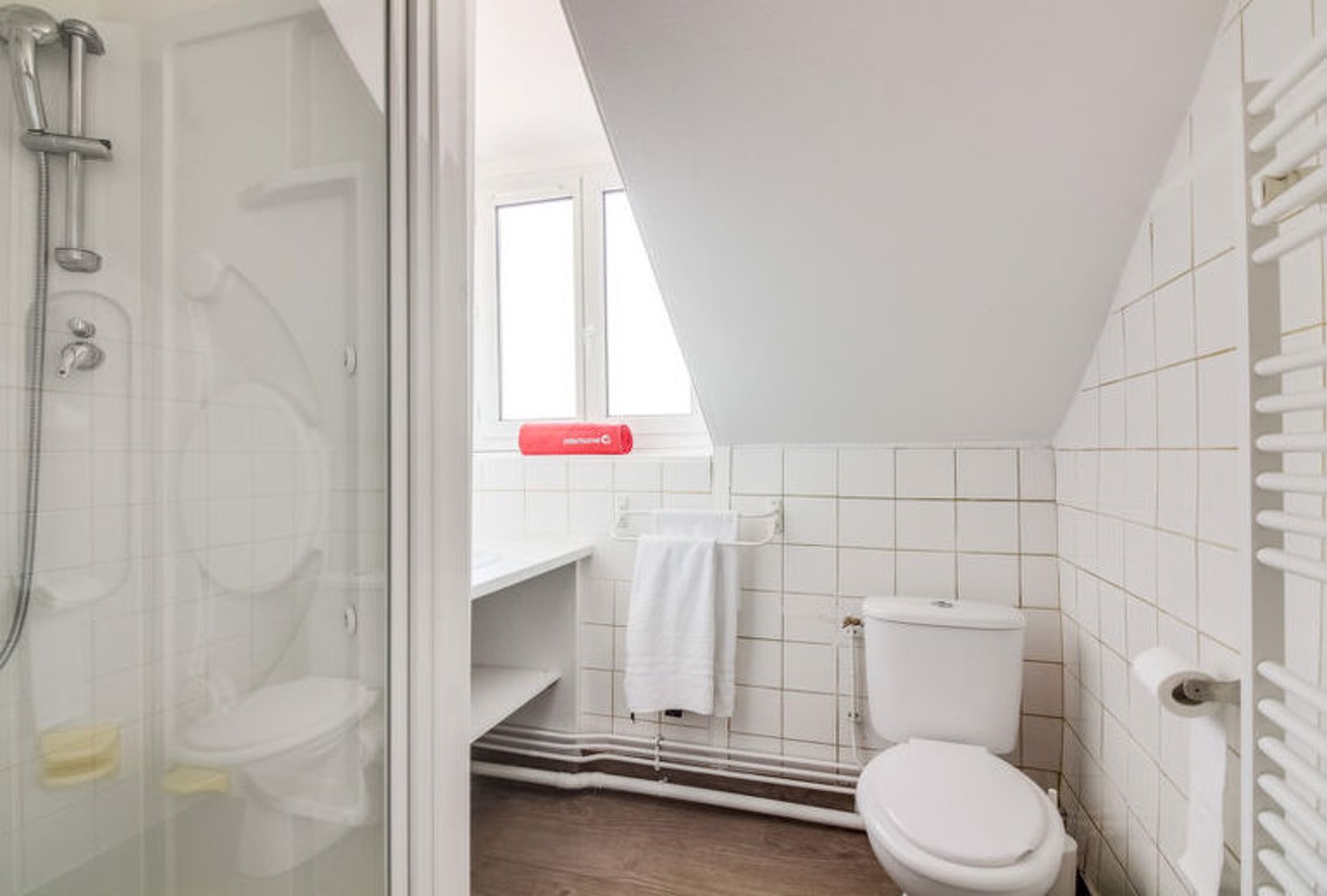 Apartment La Mansarde (آپارتمان لا مانسارد) 