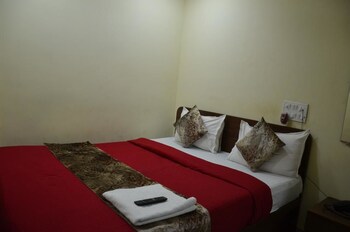 Hotel Star Annex Guestroom