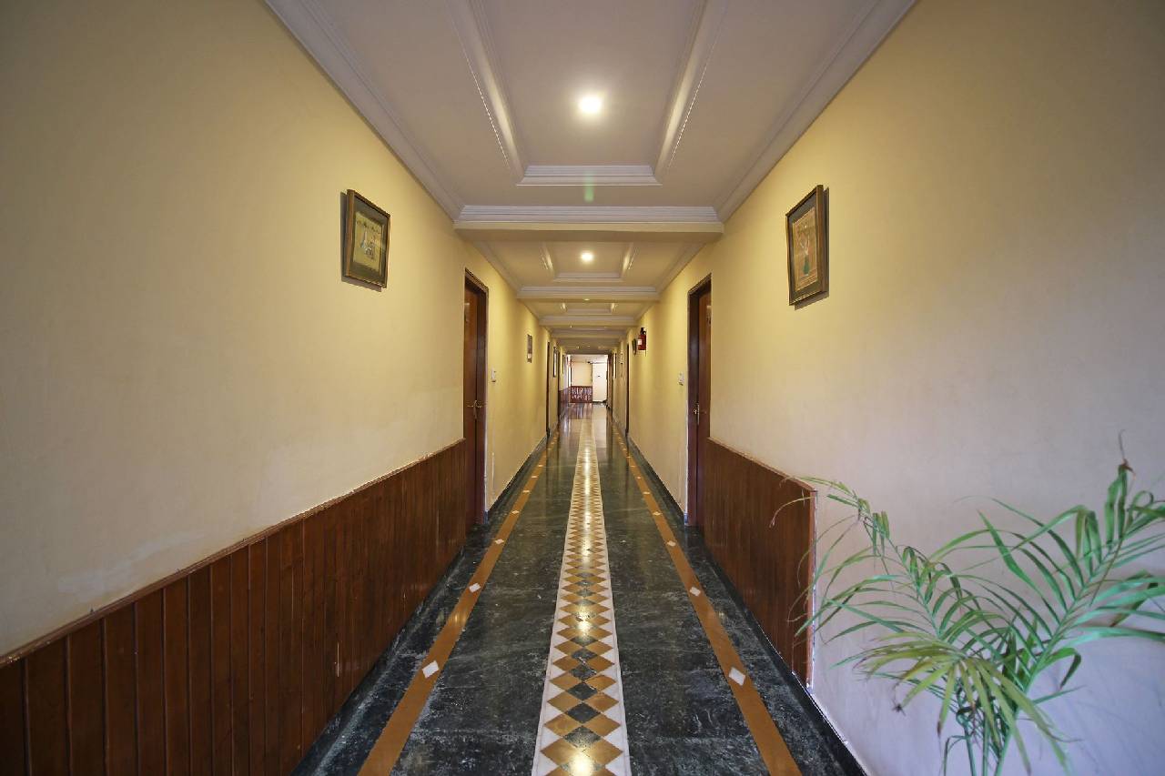 Oyo 4021 Krishnalila Regency (اویو ۴۰۲۱ كریشنالیلا ریجنسی) 