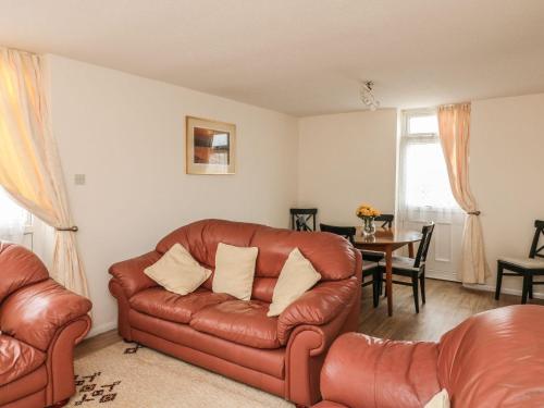 La Capsule Dawlish 