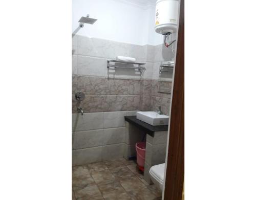 Hotel Divya 